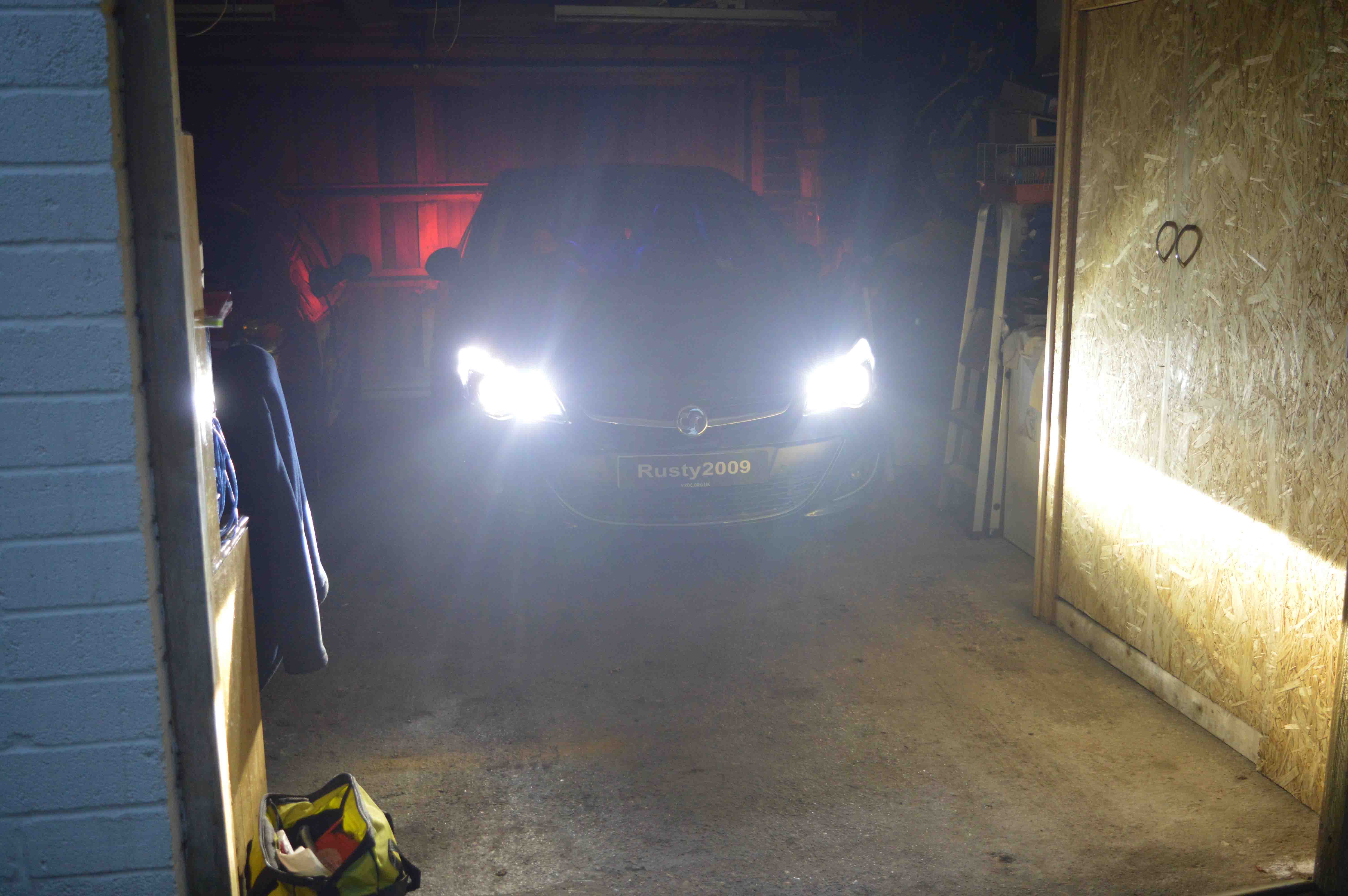 [Image: Coner%20Led1.JPG]